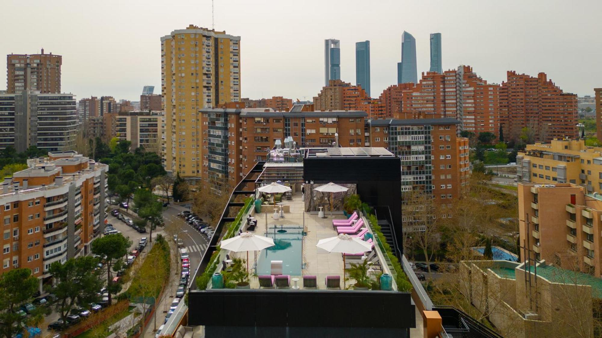 Hotel Pinar Plaza Madrid Bagian luar foto