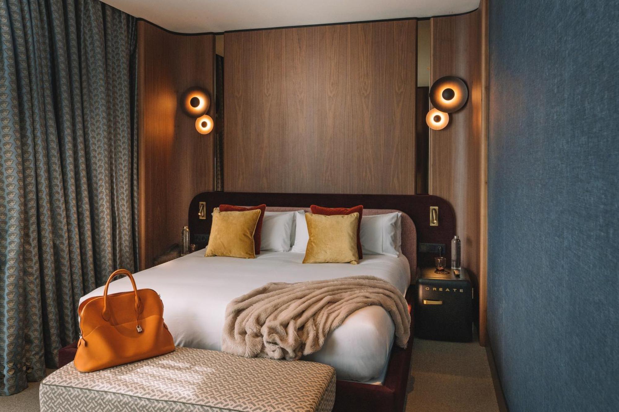 Hotel Pinar Plaza Madrid Bagian luar foto