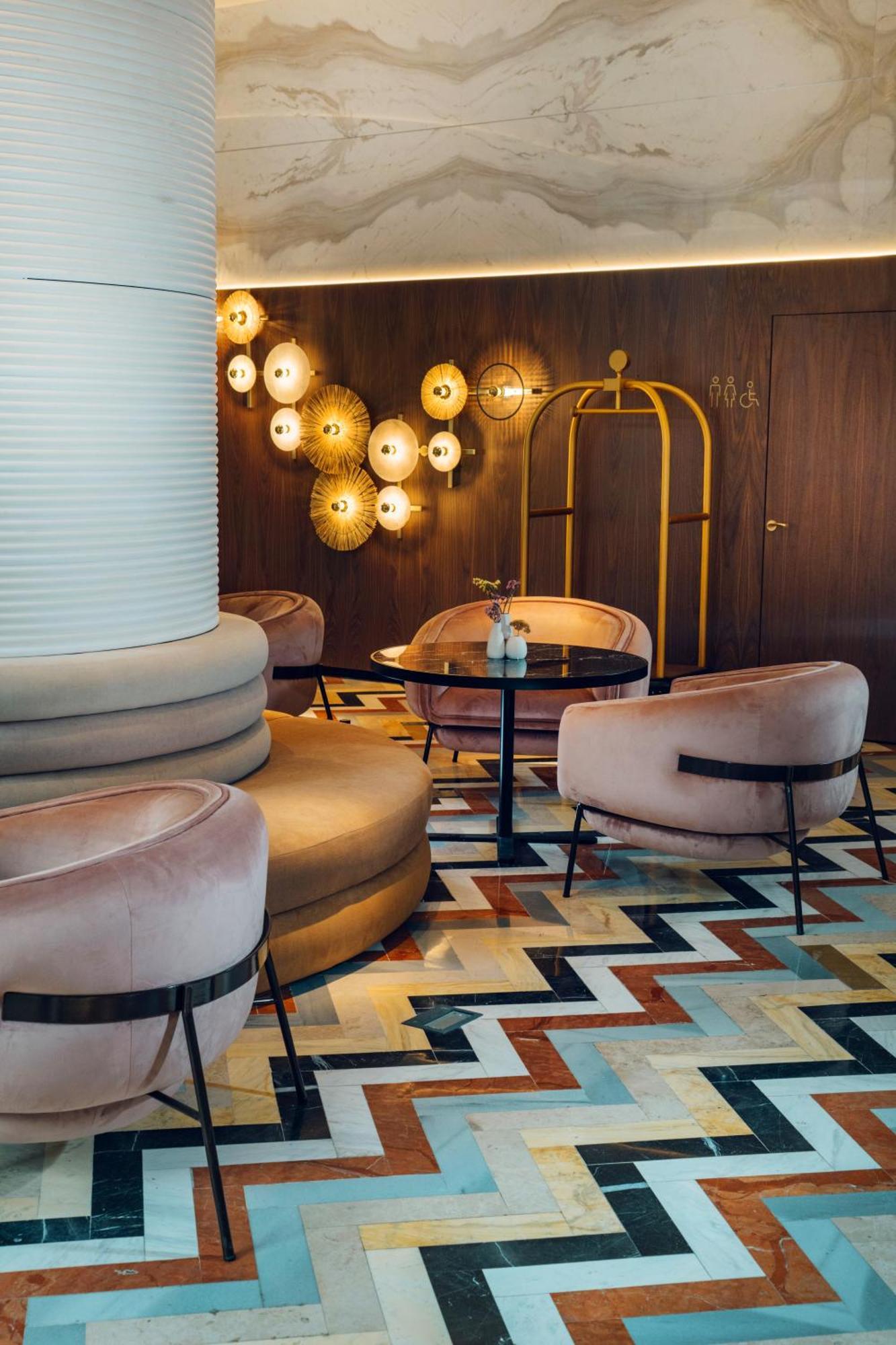Hotel Pinar Plaza Madrid Bagian luar foto